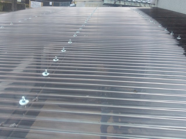 カーポート　張り替え後